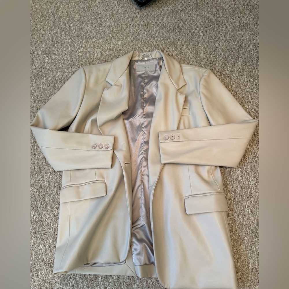 BLANK NYC Blazer- Size small - Picture 8 of 14